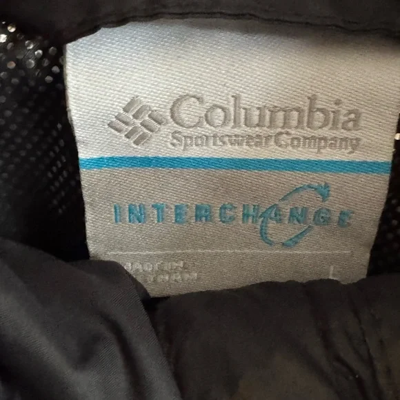 Columbia Black puffer; down Jacket; women’s size large; omnishield - Picture 2 of 4